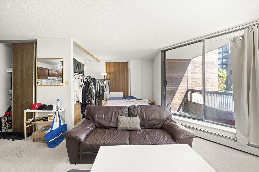 313 1330 Burrard Street Vancouver, BC - 14