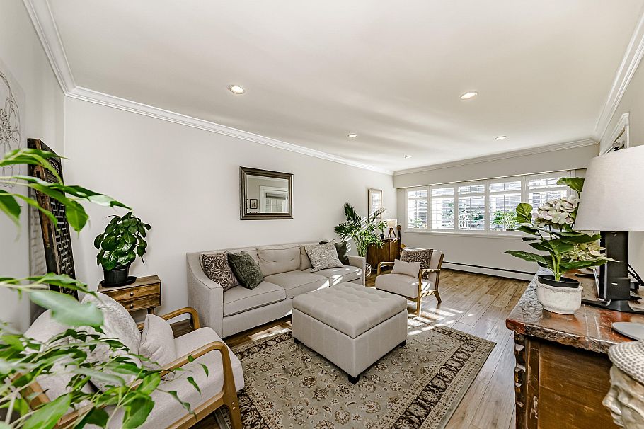 305 2430 Point Grey Road Vancouver, BC - 3