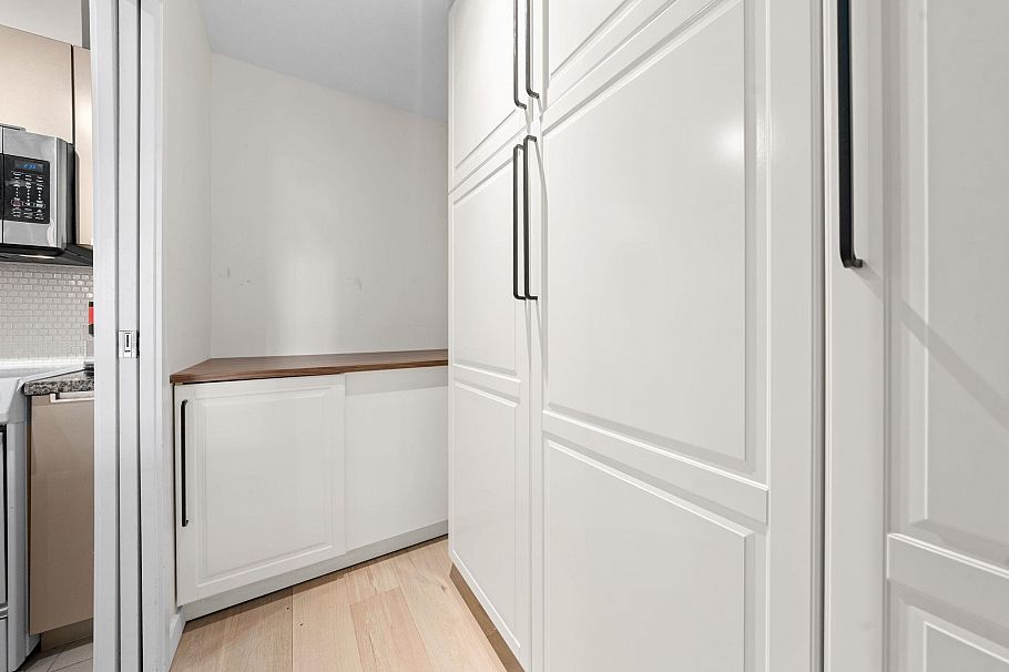 305 1082 Seymour Street Vancouver, BC - 17