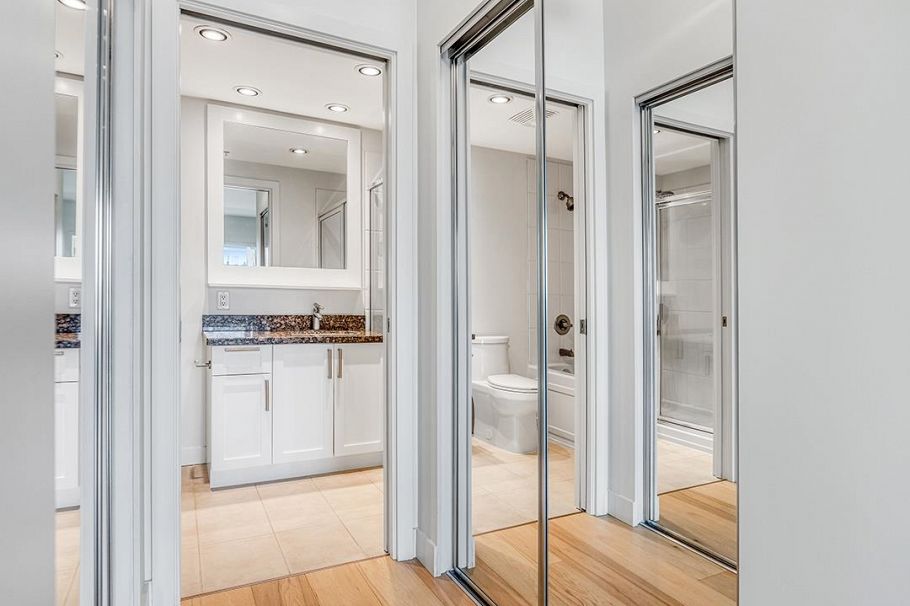 PH802 2228 W Broadway Vancouver, BC - 22