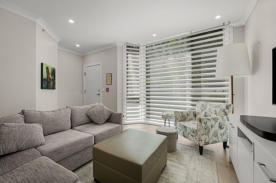 102 1488 Hornby Street Vancouver, BC - 1