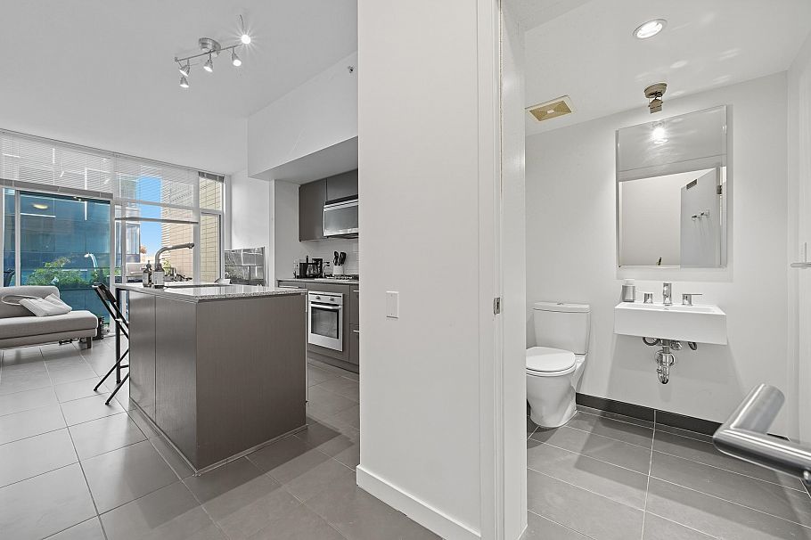 209 522 W 8th Avenue Vancouver, BC - 7