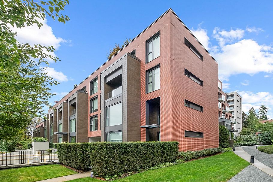 305 1571 W 57th Avenue Vancouver, BC - 3