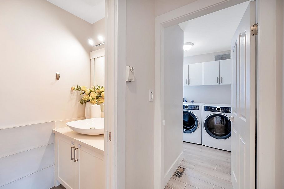 633 Fir Street North Vancouver, BC - 34