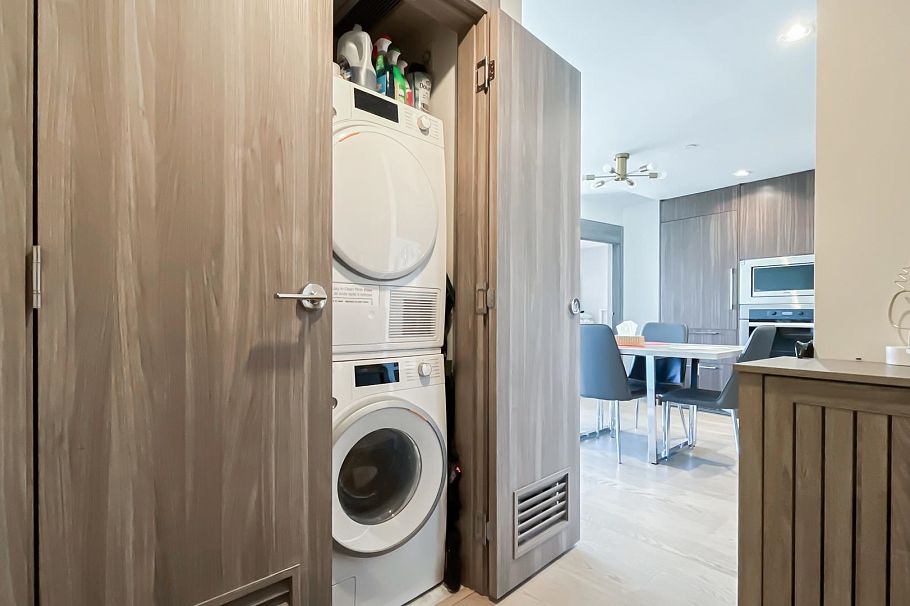 2220 89 Nelson Street Vancouver, BC - 18