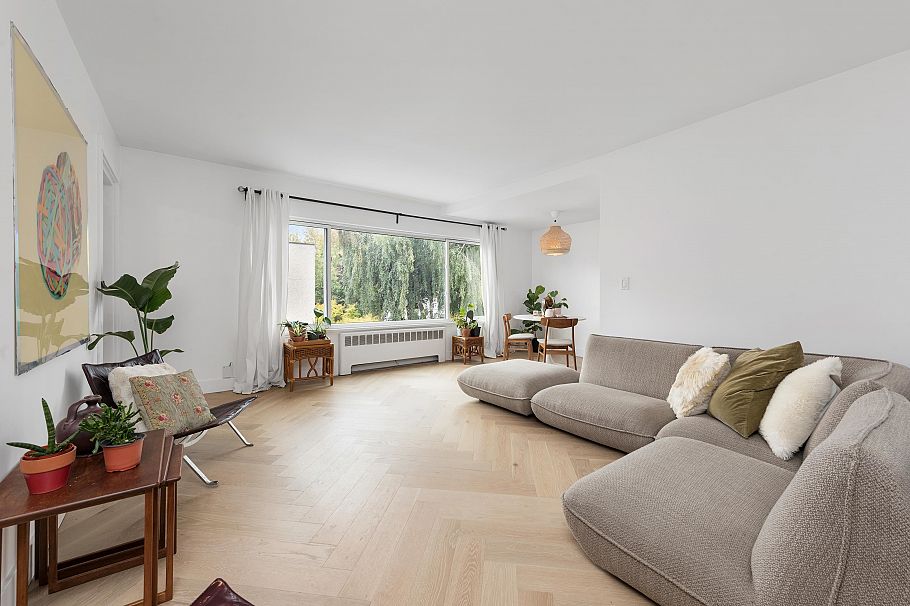 34 1480 Arbutus Street Vancouver, BC - 2