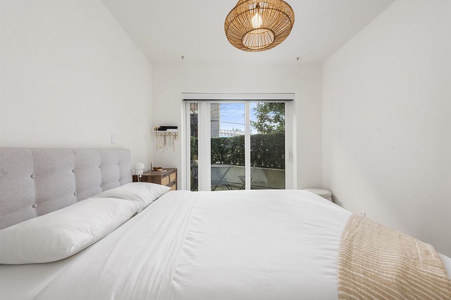 3429 Porter Street Vancouver, BC - 14