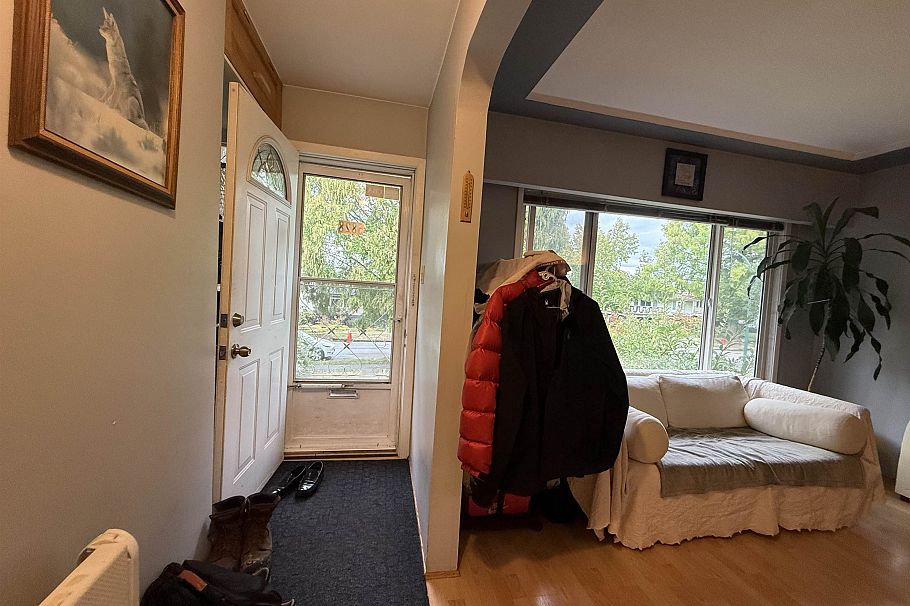 5828 Kerr Street Vancouver, BC - 3