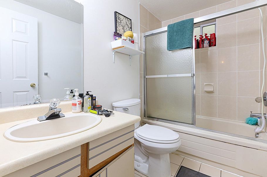 8006 Chester Street Vancouver, BC - 38