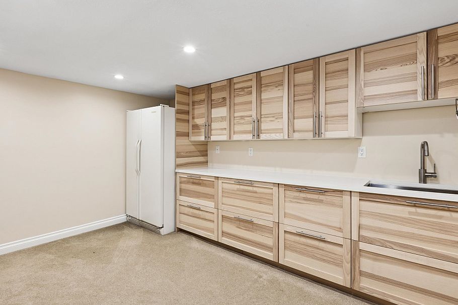 5685 Nancy Greene Way North Vancouver, BC - 31