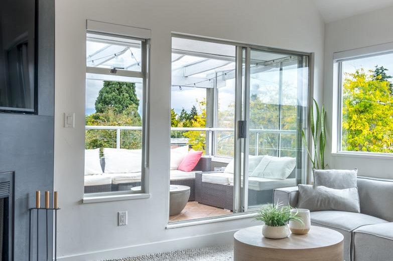 304 1665 Arbutus Street Vancouver, BC - 7