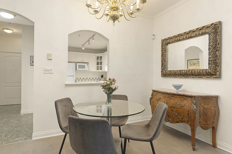 109 5735 Hampton Place Vancouver, BC - 16