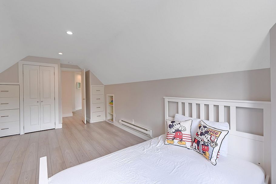 633 Fir Street North Vancouver, BC - 24