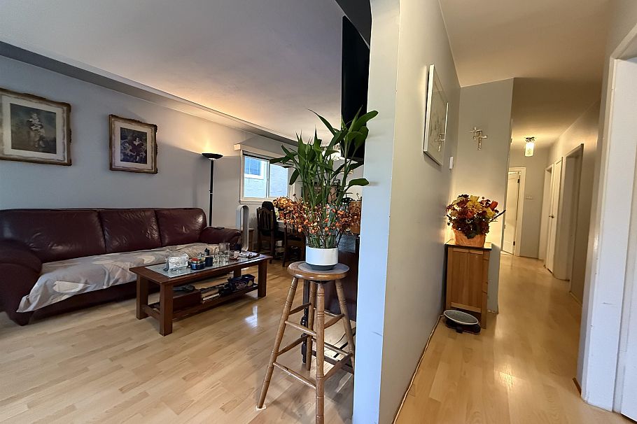 5828 Kerr Street Vancouver, BC - 8