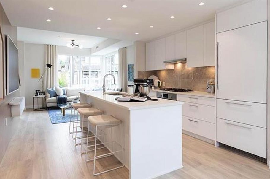 6 2728 Acadia Road Vancouver, BC - 2