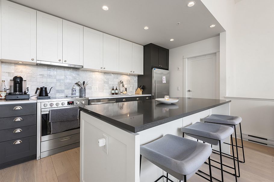 3429 Porter Street Vancouver, BC - 9