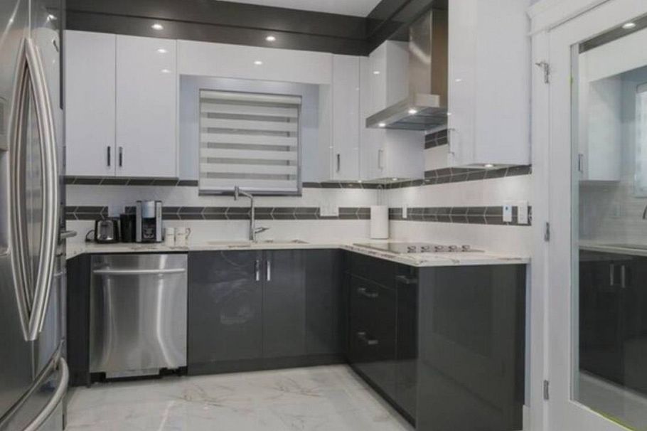 4666 Earles Street Vancouver, BC - 9