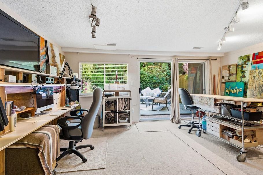 3920 Indian River Drive North Vancouver, BC - 20