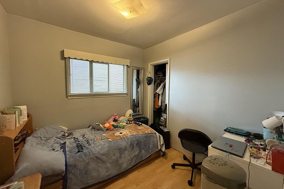 5828 Kerr Street Vancouver, BC - 12