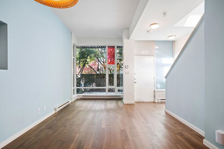 698 Citadel Parade Vancouver, BC - 8