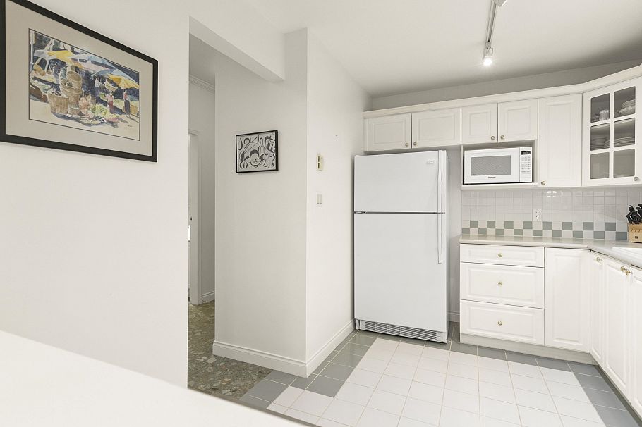 109 5735 Hampton Place Vancouver, BC - 21