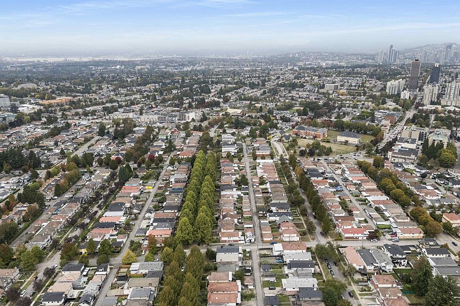 5828 Kerr Street Vancouver, BC - 38