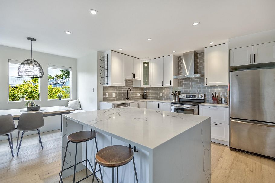 304 1665 Arbutus Street Vancouver, BC - 11