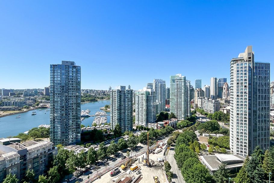 2220 89 Nelson Street Vancouver, BC - 20