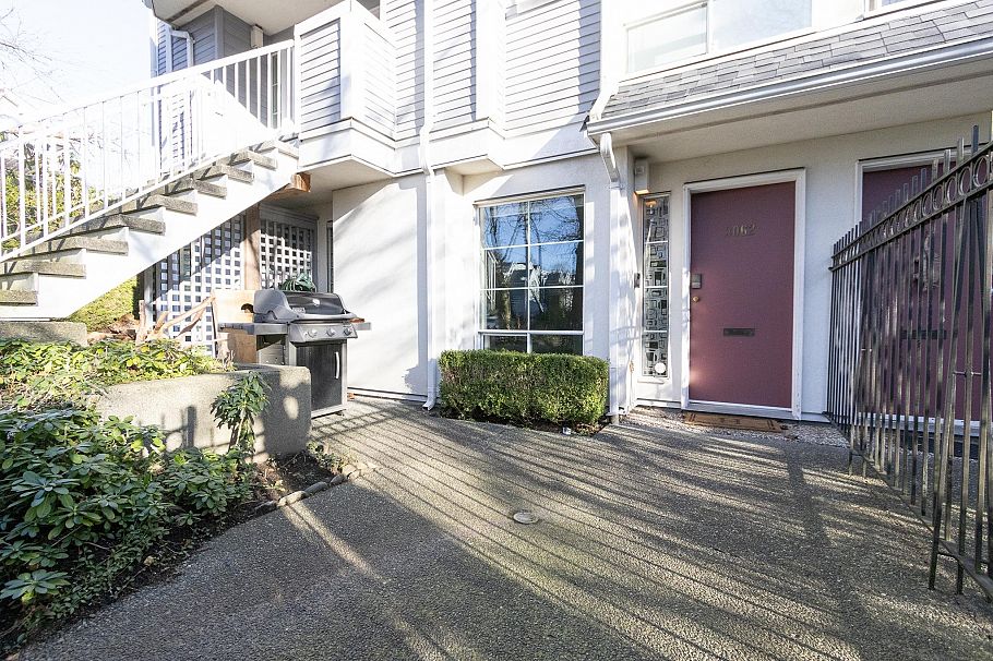 3062 Willow Street Vancouver, BC - 2
