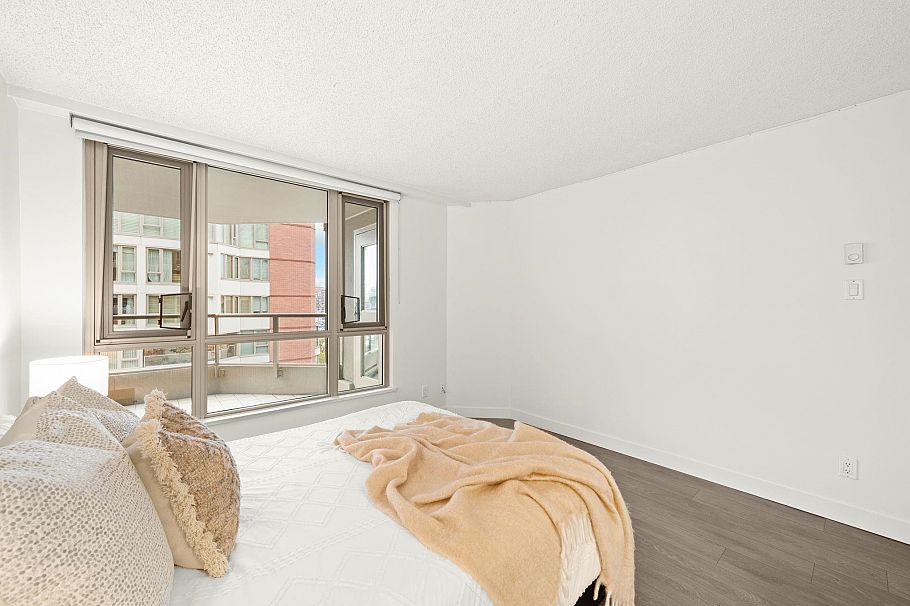 603 1625 Hornby Street Vancouver, BC - 25