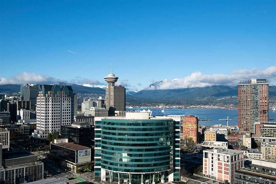 2105 668 Citadel Parade Vancouver, BC - 1