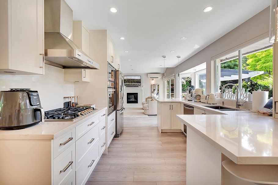 633 Fir Street North Vancouver, BC - 13