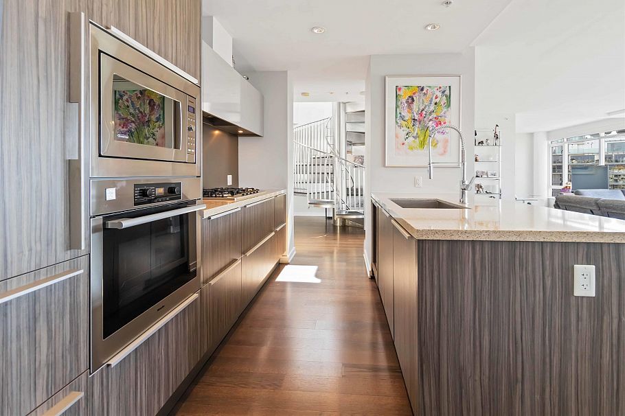 1402 181 W 1st Avenue Vancouver, BC - 5