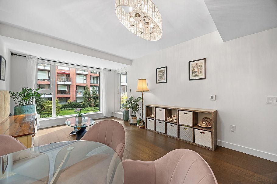 305 1571 W 57th Avenue Vancouver, BC - 17