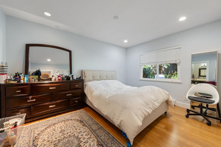 744 Kilkeel Place North Vancouver, BC - 13