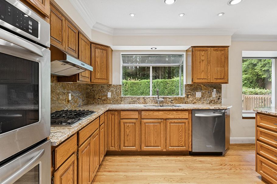 5685 Nancy Greene Way North Vancouver, BC - 9