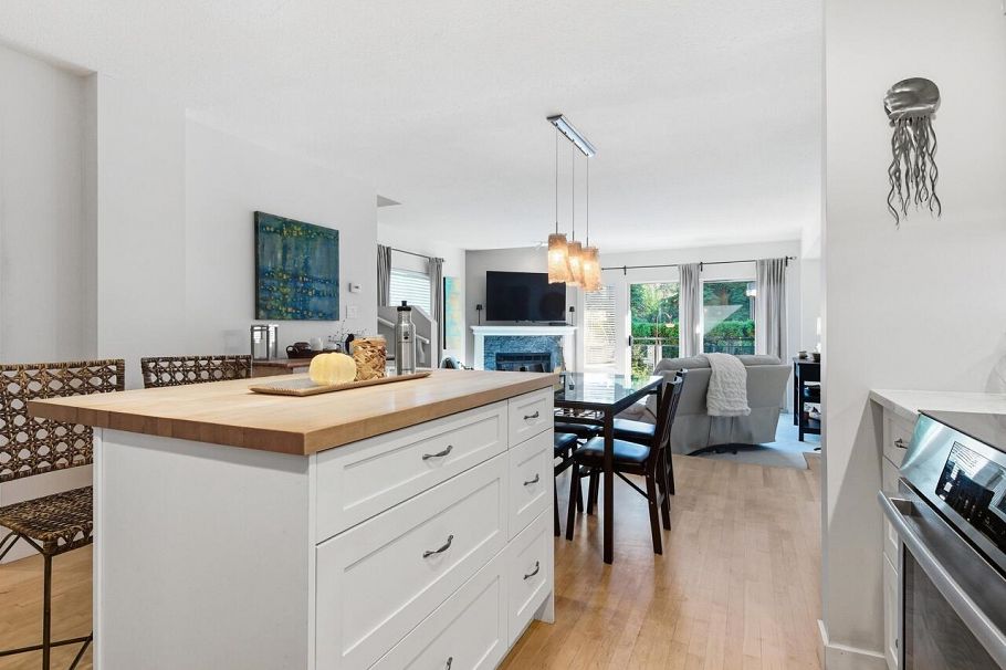 3920 Indian River Drive North Vancouver, BC - 5