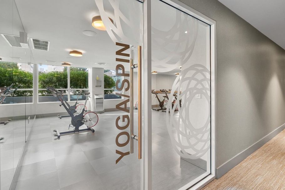 1006 112 E 13th Street North Vancouver, BC - 34