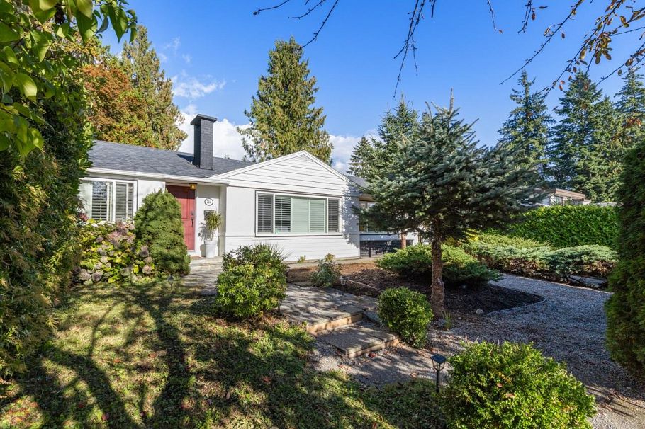 744 Kilkeel Place North Vancouver, BC - 22