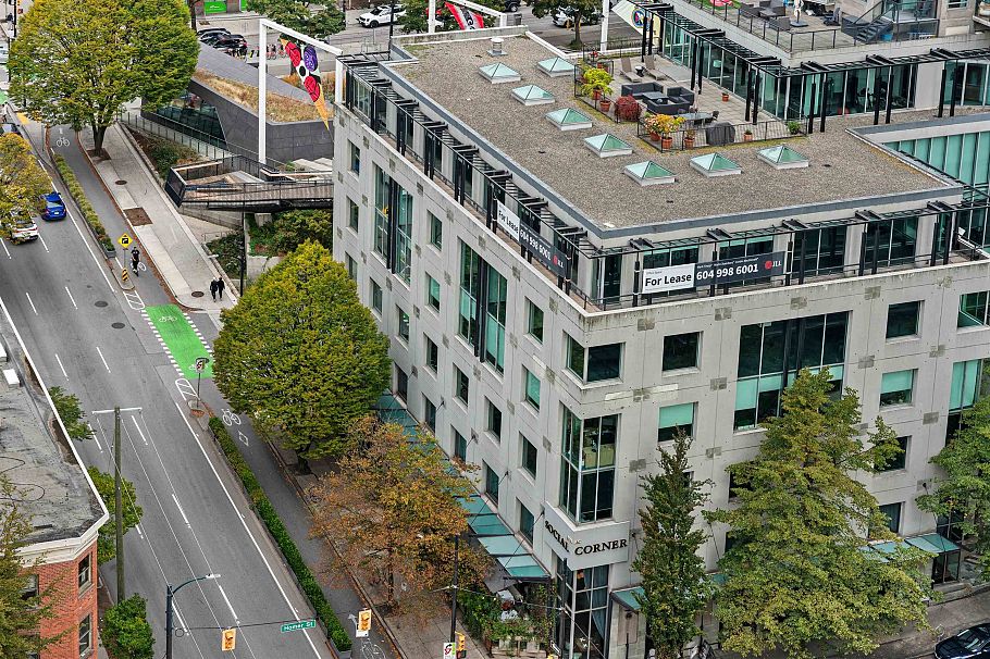 2408 909 Mainland Street Vancouver, BC - 26