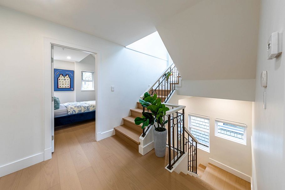 3727 W 22nd Avenue Vancouver, BC - 25