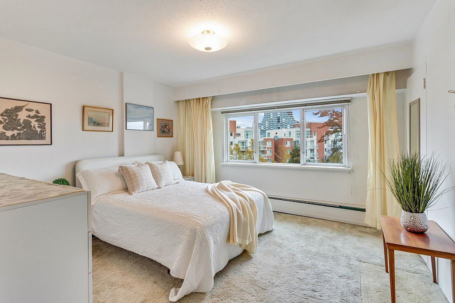 402 6026 Tisdall Street Vancouver, BC - 1