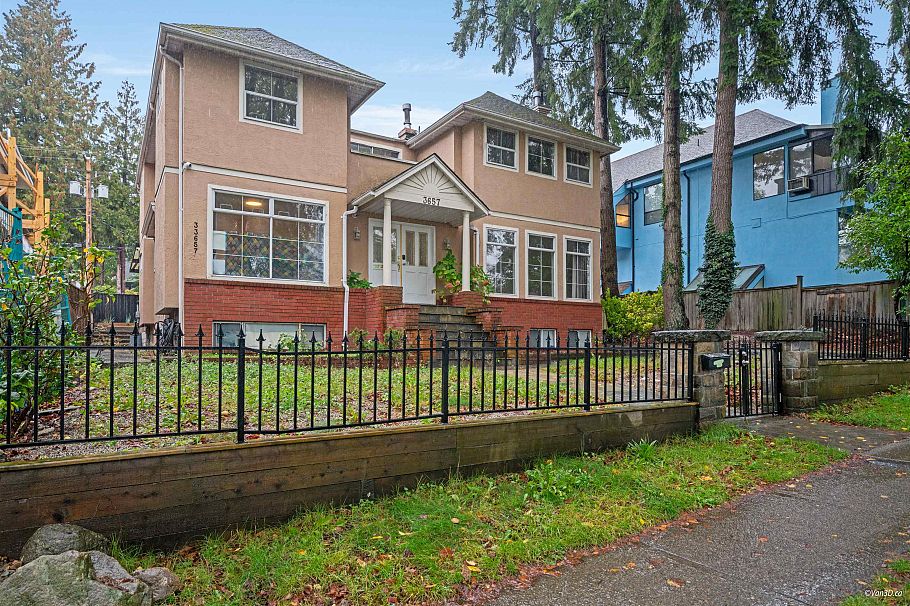 3657 W 29th Avenue Vancouver, BC - 1