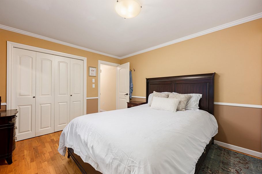 3658 Loraine Avenue North Vancouver, BC - 16