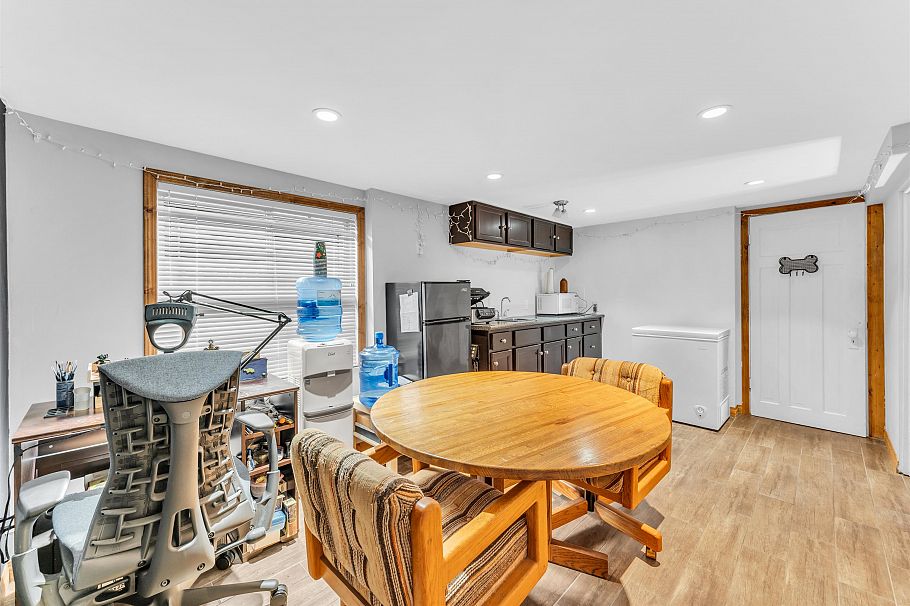 4160 St. Catherines Street Vancouver, BC - 28