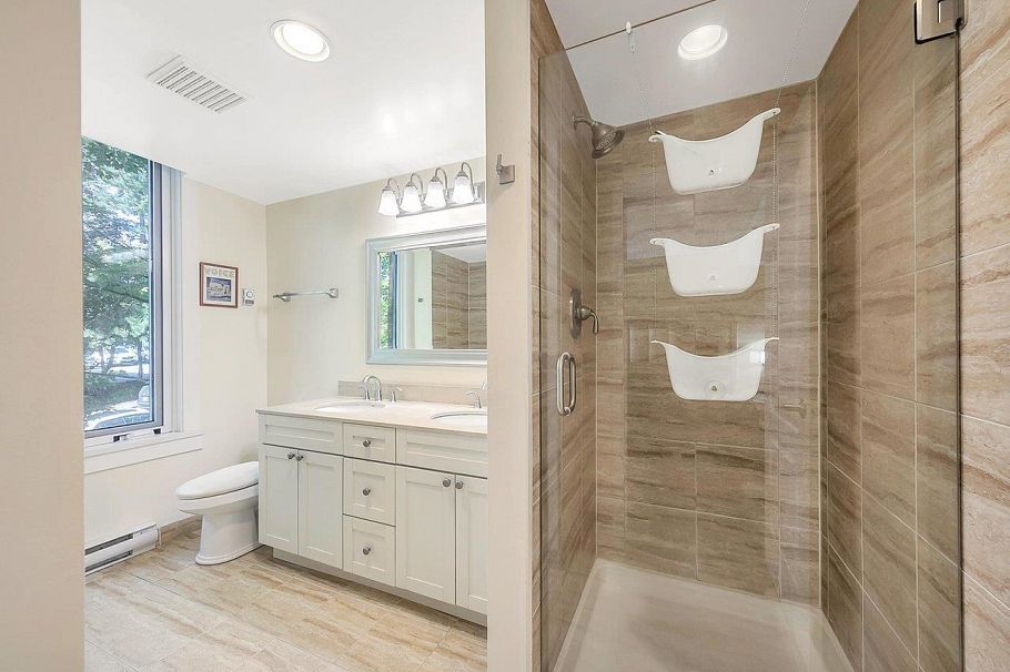 1490 Hornby Street Vancouver, BC - 16