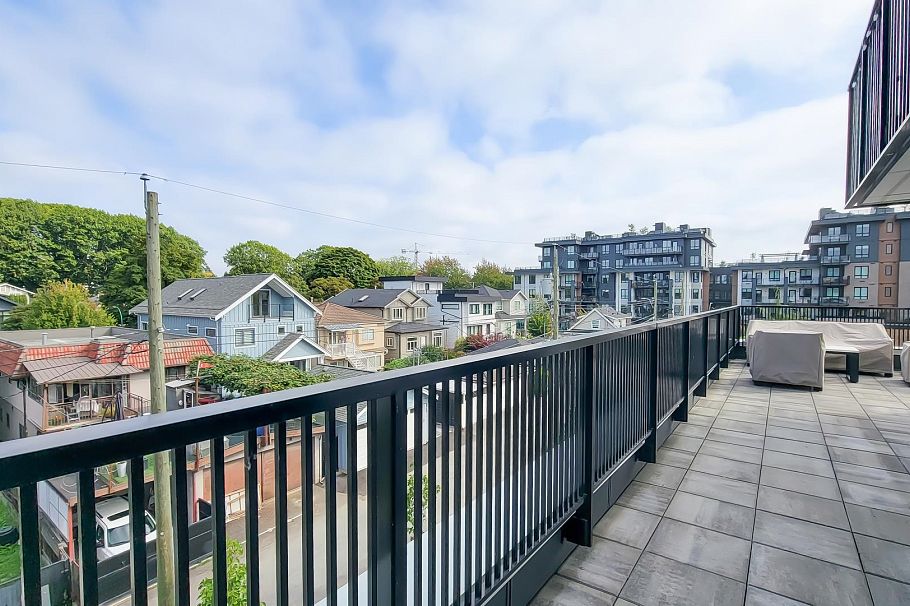 401 2235 E Broadway Vancouver, BC - 20