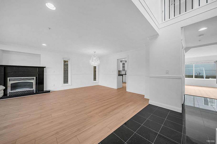 7938 Victoria Drive Vancouver, BC - 28