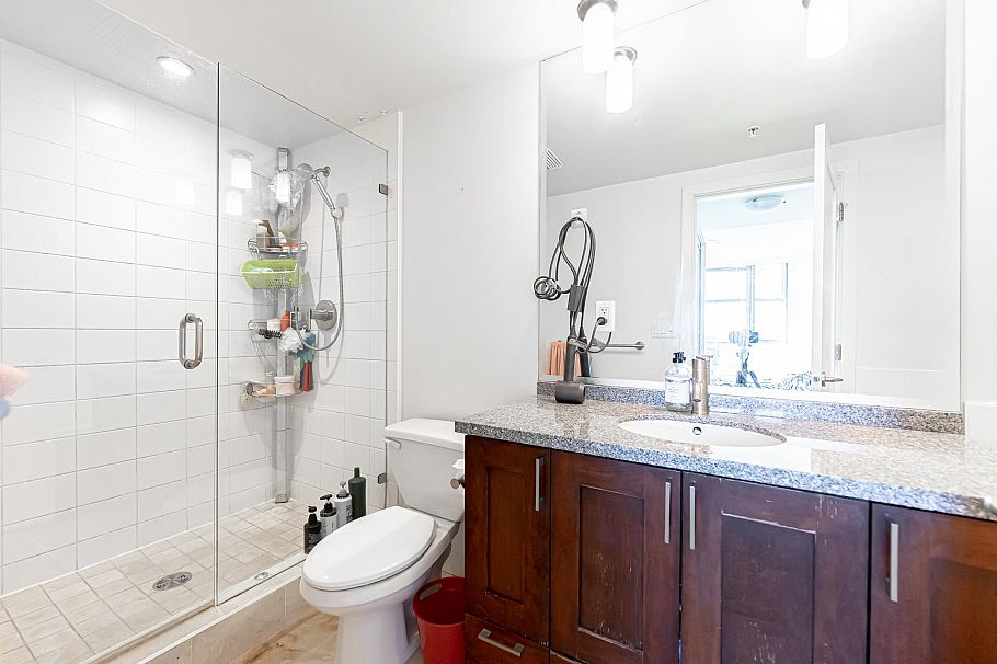 104 3595 W 18th Avenue Vancouver, BC - 16