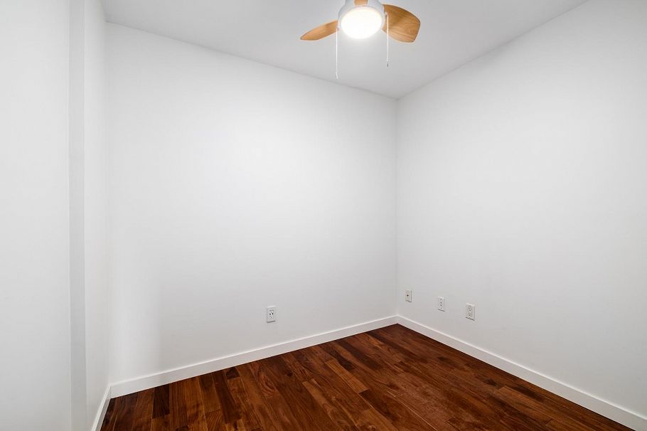 409 183 W 23rd Street North Vancouver, BC - 19